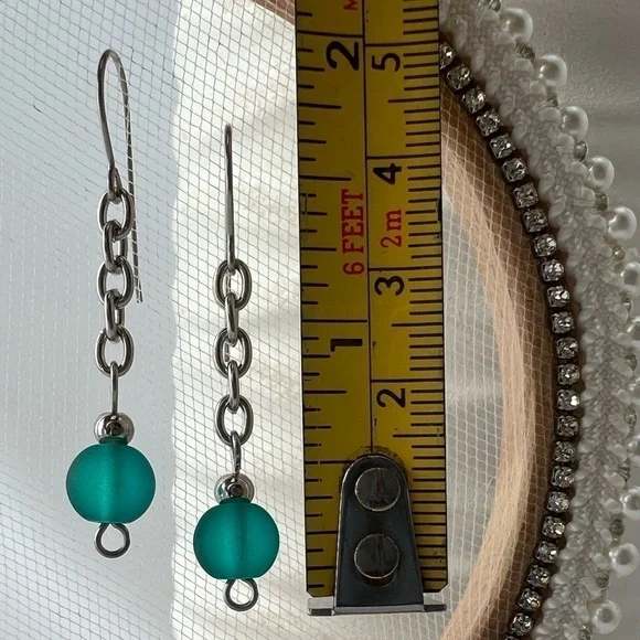 BLUE-GREEN Sea Glass Beaded Stainless Steel Chain Earrings - Picture 6 of 12